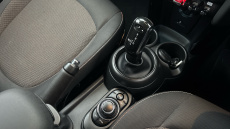 MINI Hatchback 1.5 Cooper Classic 3dr Auto Petrol Hatchback